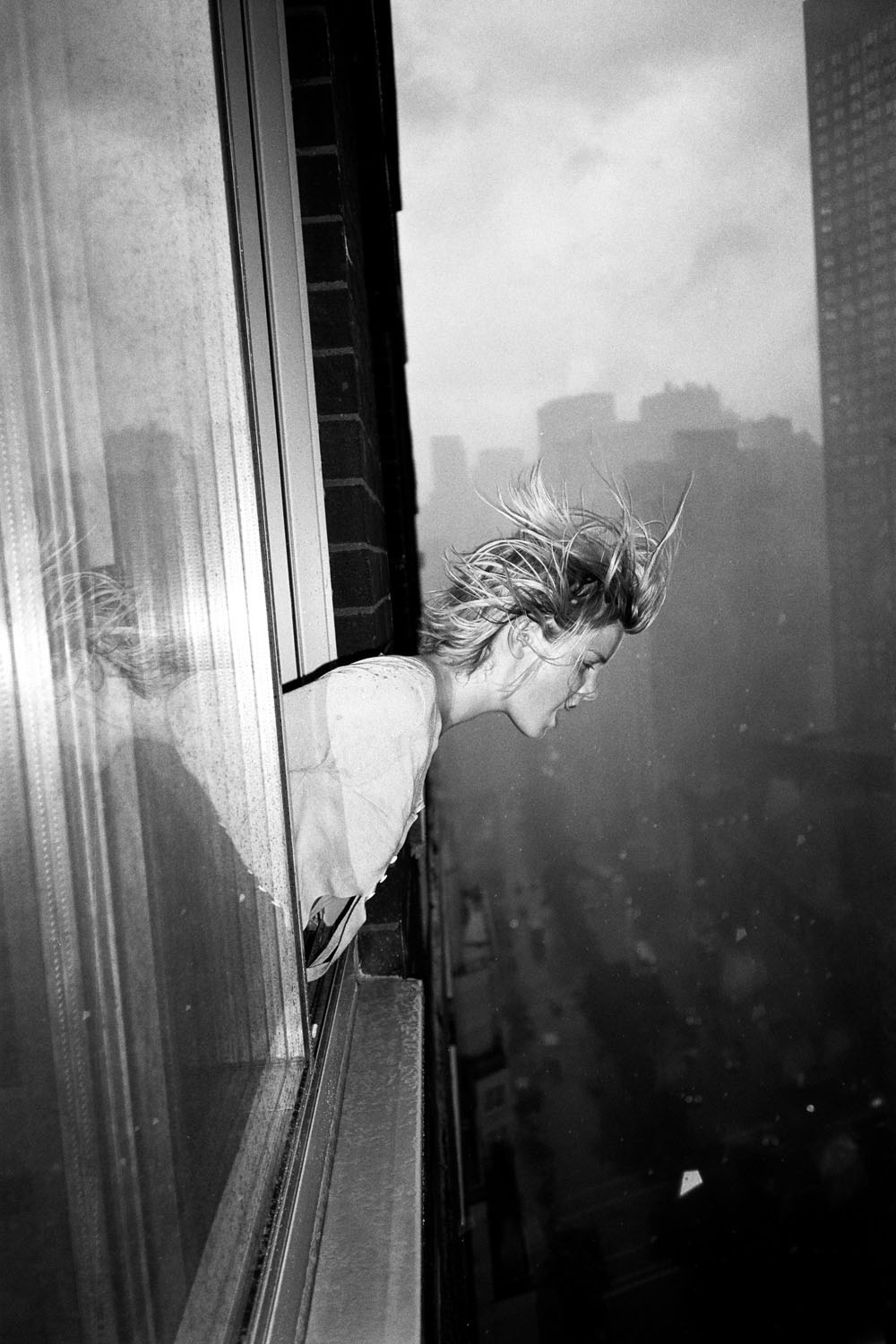 The Spring Auction - Lot 34, Ruvan Wijesooriya, Girl Out the Window image